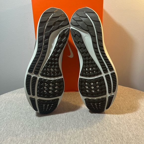 Nike Air Zoom Pegasus 39 Cargo Khaki Running Men's Shoe Size 11.5 DH4071-300 - Picture 7 of 11